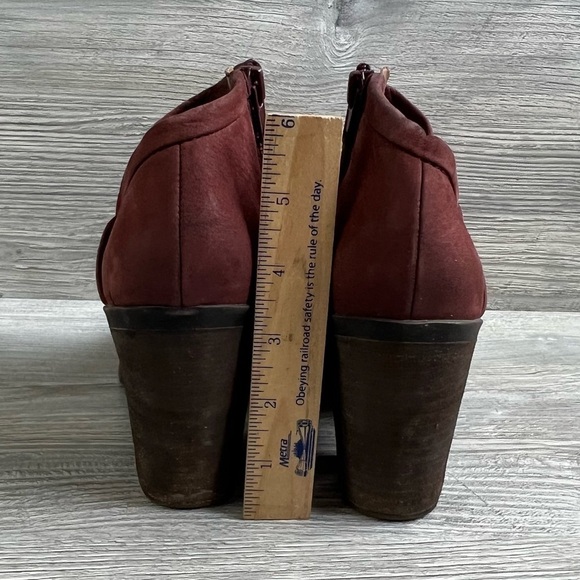 Lucky Brand Salza brick red leather asymmetrical ankle boots with zipper sz 6.5 - Picture 5 of 13